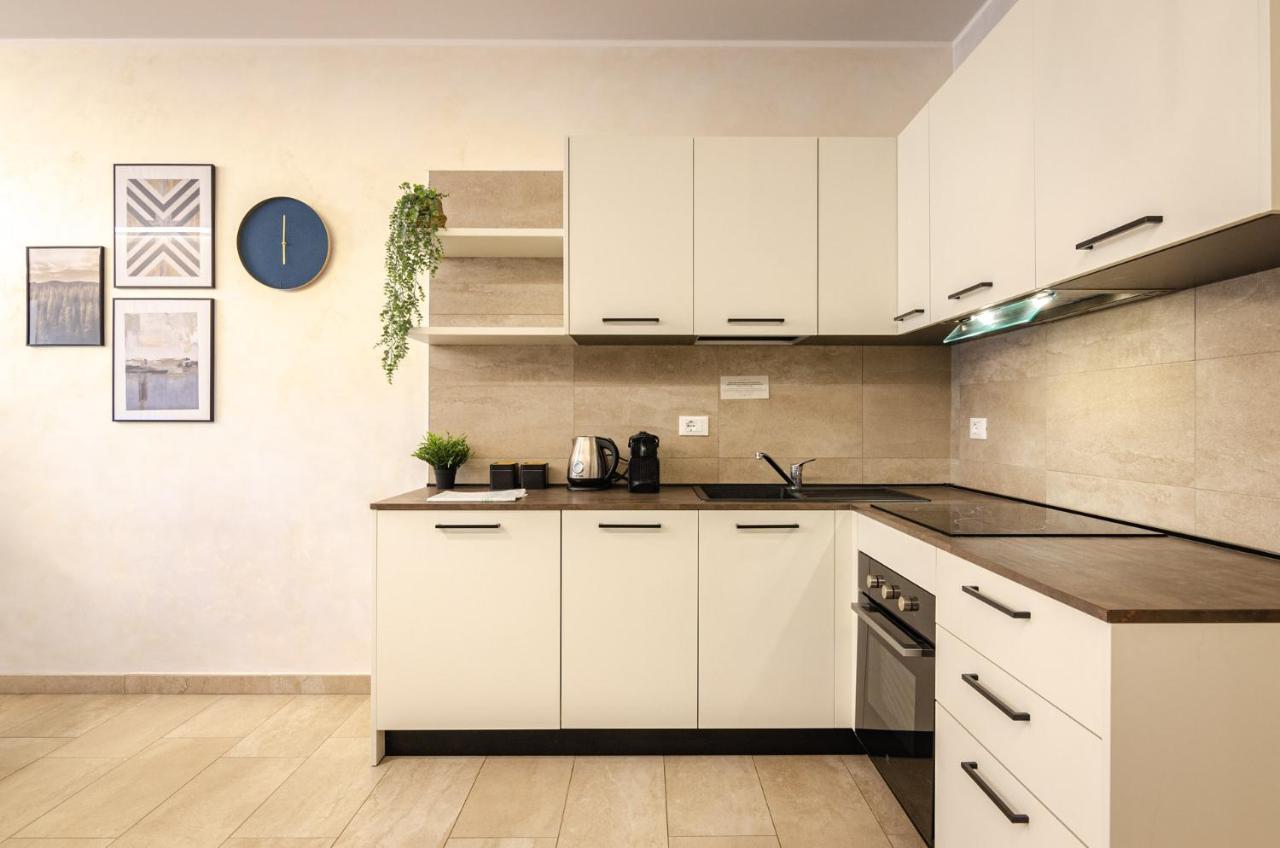 Goito Luxury Apartment, In The Historical Center Bolonha Exterior foto