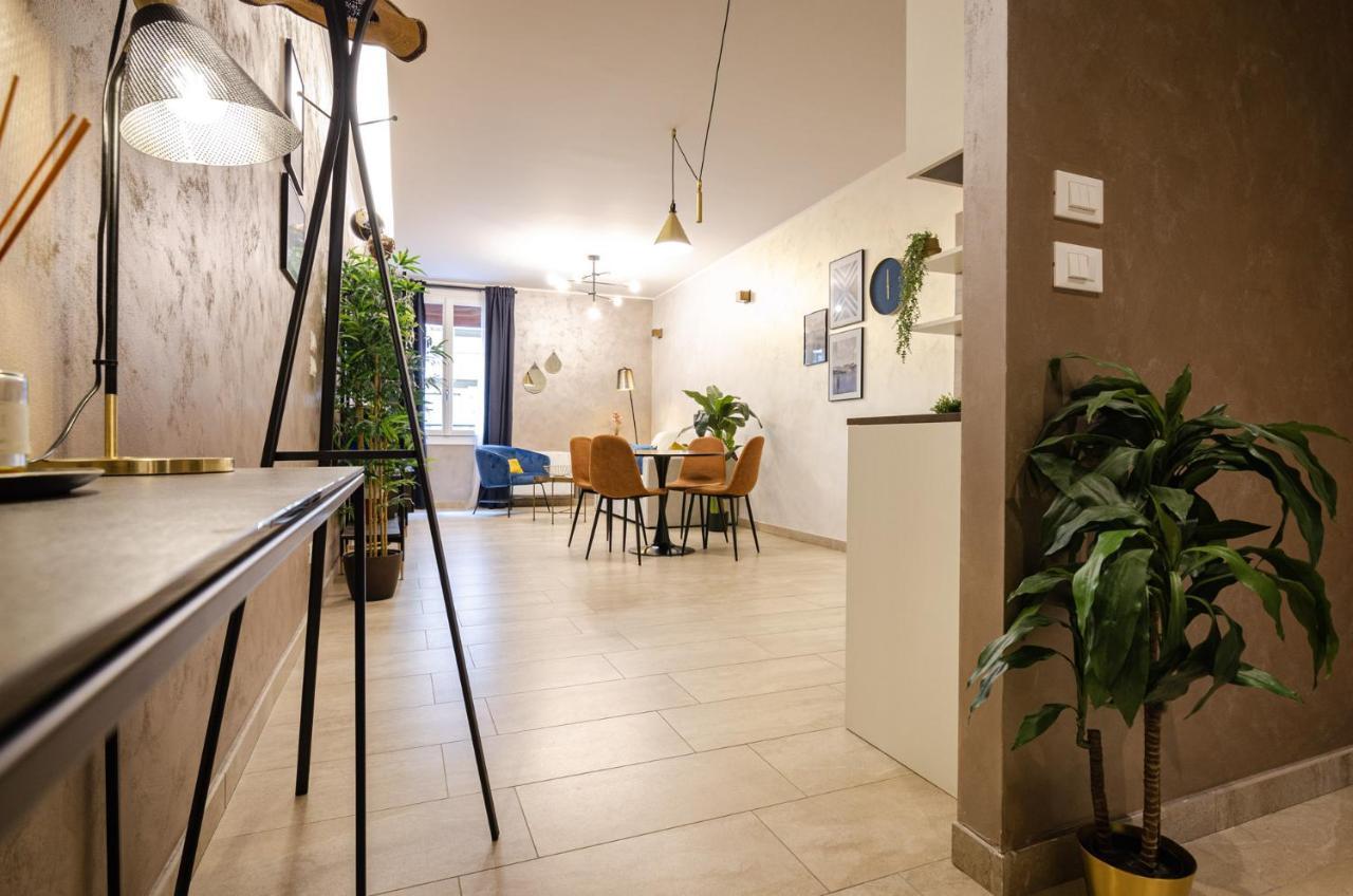 Goito Luxury Apartment, In The Historical Center Bolonha Exterior foto