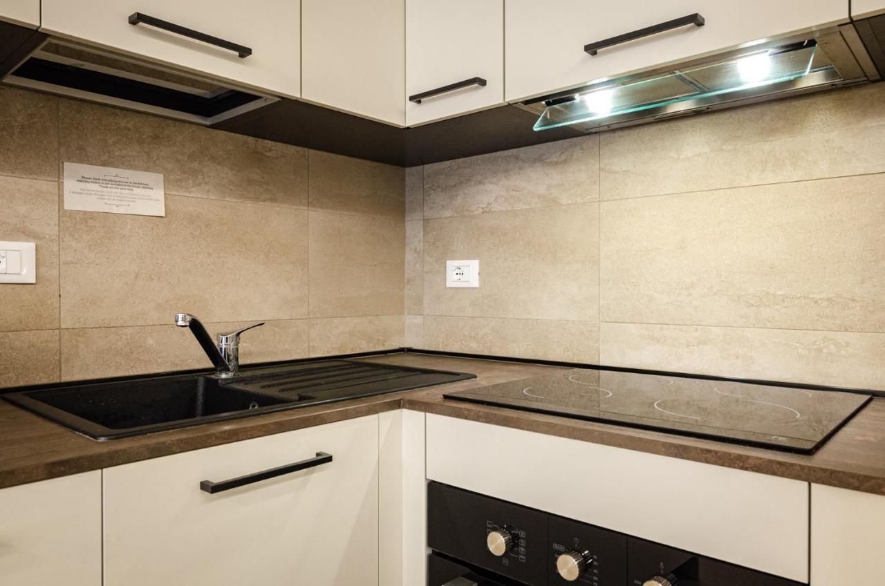 Goito Luxury Apartment, In The Historical Center Bolonha Exterior foto