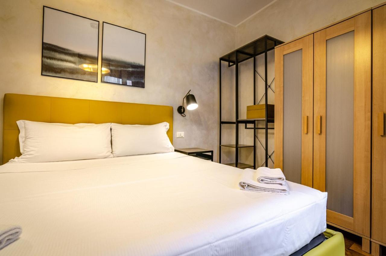 Goito Luxury Apartment, In The Historical Center Bolonha Exterior foto